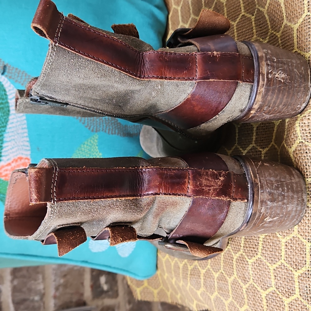Sixtyseven Baxter Green Suede And Leather Strap Boots - Picture 4 of 9